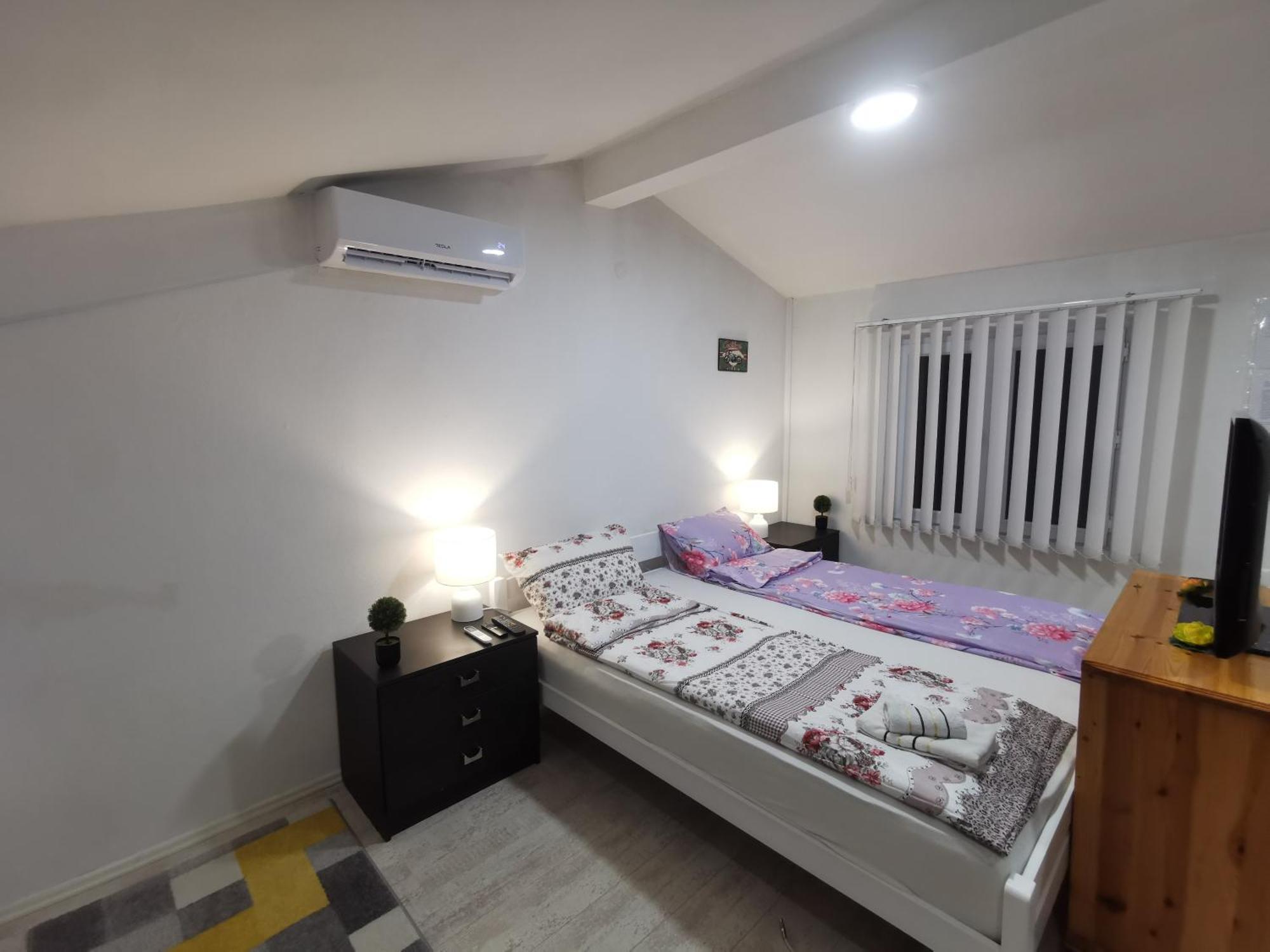 White Apartment Sarajevo - Free Parking Εξωτερικό φωτογραφία