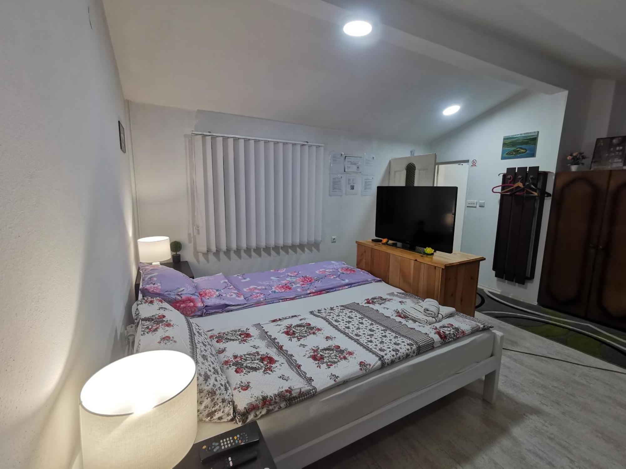 White Apartment Sarajevo - Free Parking Εξωτερικό φωτογραφία